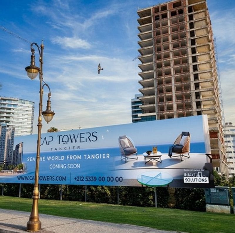 Impression grand format Cap Towers Tanger - Panneau publicitaire chantier immobilier AdKey Signs